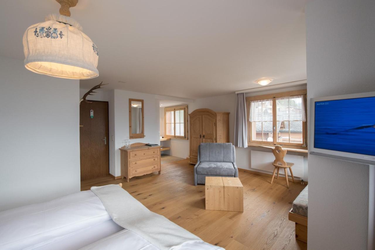 Hotel Garni Postigliun Andiast Andest 部屋 写真